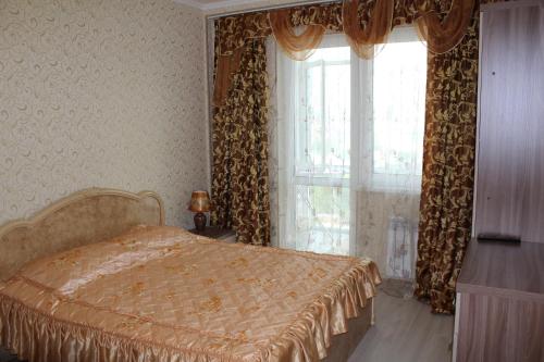 Apartment On Pionerskaya 70 