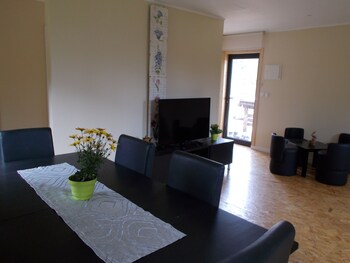 Eira Do Vez In-Room Dining