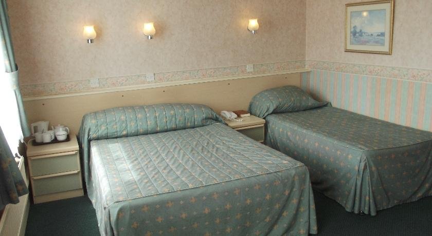 Headway Hotel 