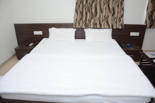 Hotel Kirti 