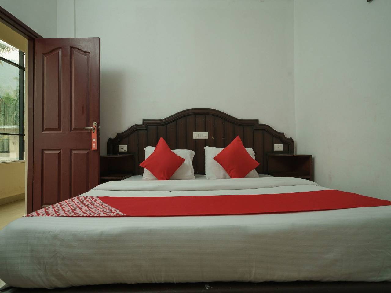 Oyo 13417 Ozar Heritage 