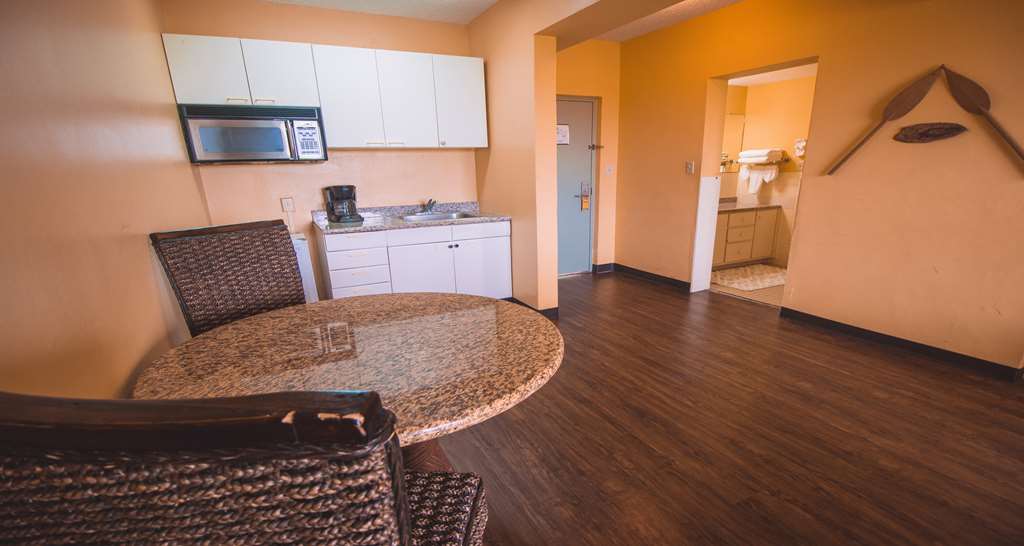 Surestay Hotel By Best Western Guam Airport South (سورستی هتل بای بست وسترن گوام ایرپورت اسوت) Executive King and Queen Kitchenette