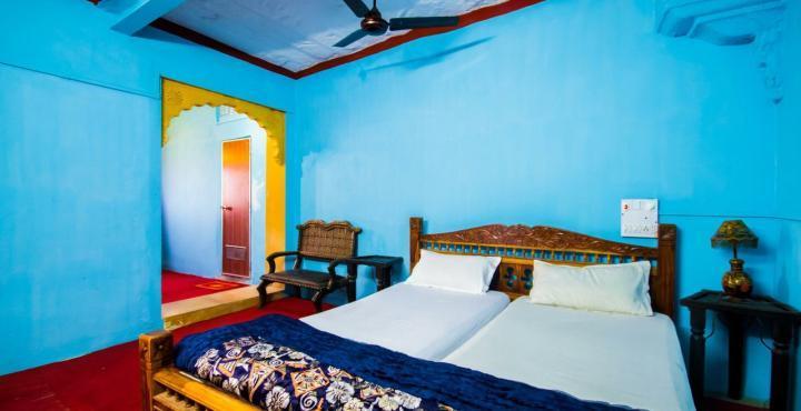 Deepak Rest House 