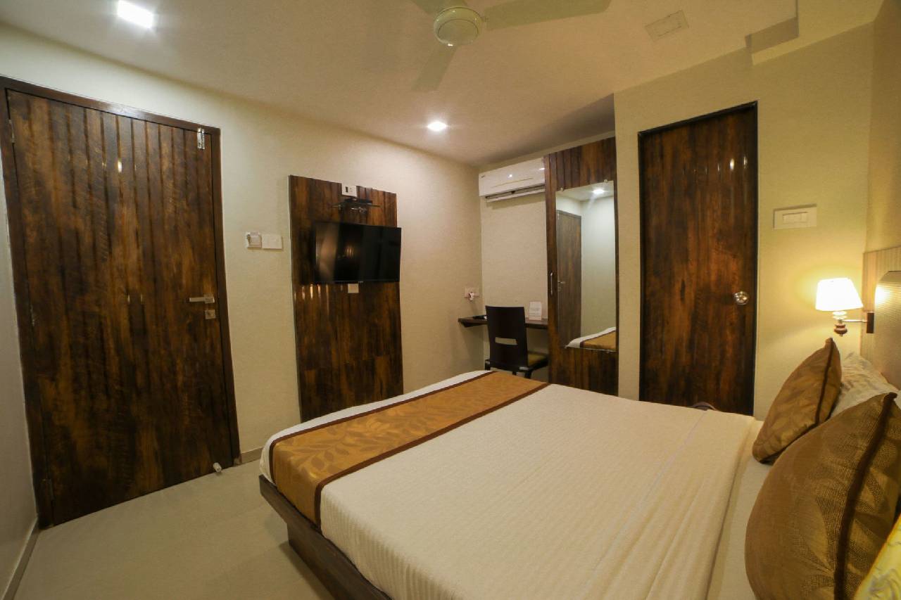Oyo 4186 Hotel Oyster 