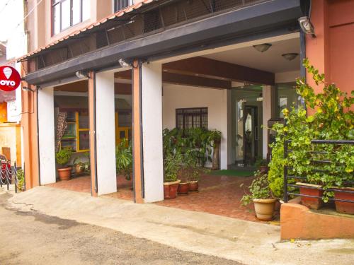 Oyo 3217 Kurinji Residency 