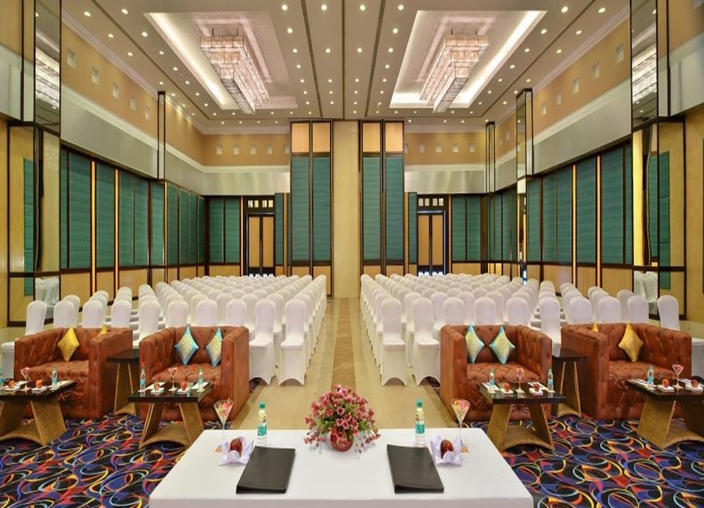 Red Fox Hotel Bhiwadi Ballroom
