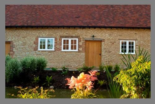 Court Farm Barns 