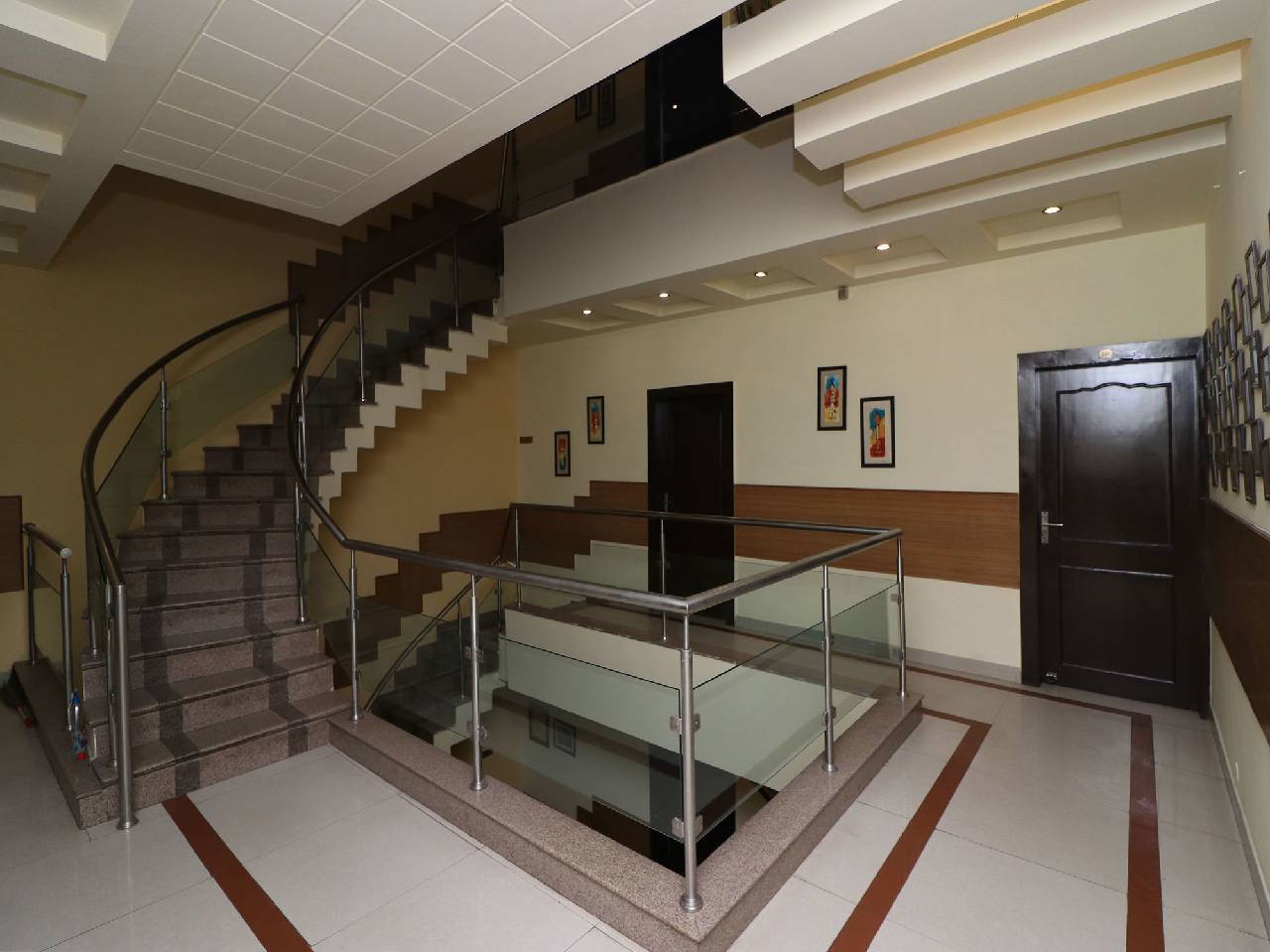 Oyo 389 Hotel Vaishnoi Inn 