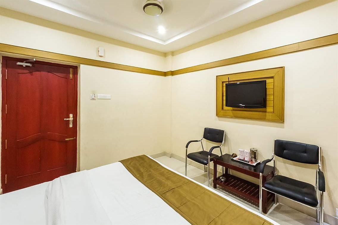 Hotel Imperial Regency (هتل ایمپریال ریجنسی) 