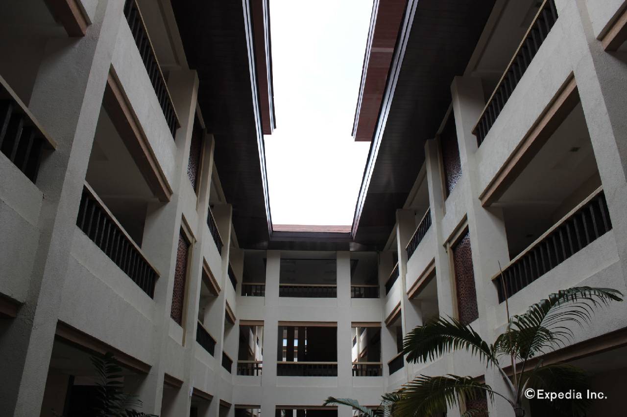 Coron Westown Resort 