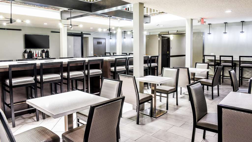 Best Western Mccarran Inn Breakfast Area