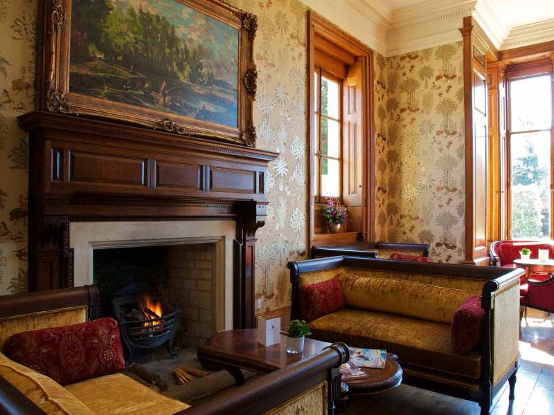 Wyckhill House (ویکهیل هاوس) Lobby