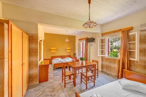 Hotel Smaragdi Apartments 