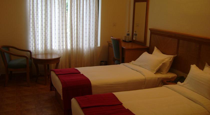 Rendezvous Beach Resort 