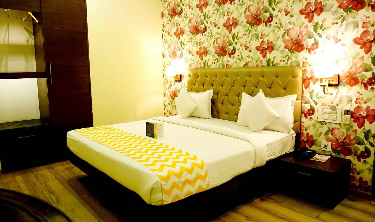 Fabhotel Royal Plaza Zirakpur 