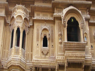 Holiday Haveli Hotel 