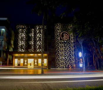 Rangers Hotel Featured Image