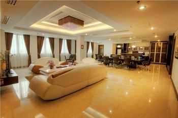 Grand Central Pekanbaru Living Room