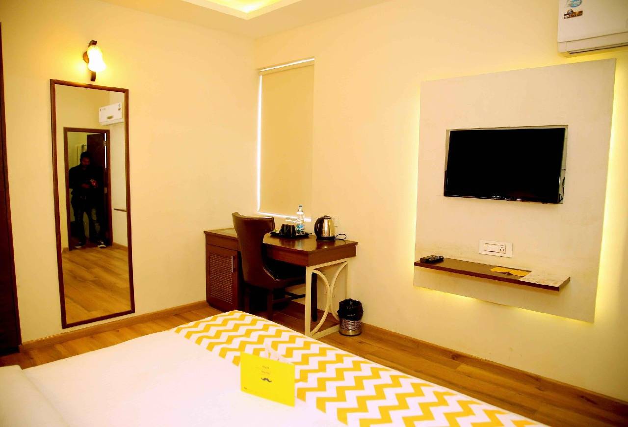 Fabhotel Royal Plaza Zirakpur 