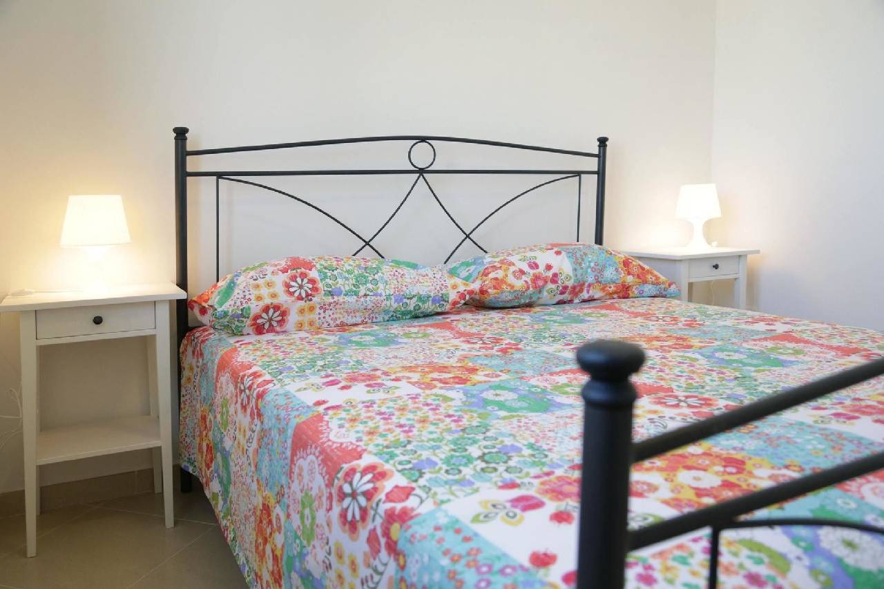 Apartment With In Marina Di Mancaversa With Enclosed Garde 