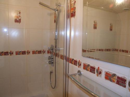 The Coach House Self Catering Apartment ( كواچ هاوس سلف كاترینگ آپارتمان) 