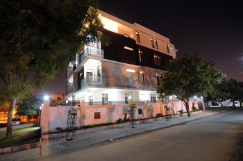 Hotel Gitanjali By Expand Hotel Front - Evening/Night