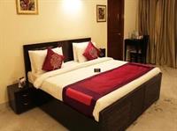 Oyo Rooms Atta Market Sector 30 
