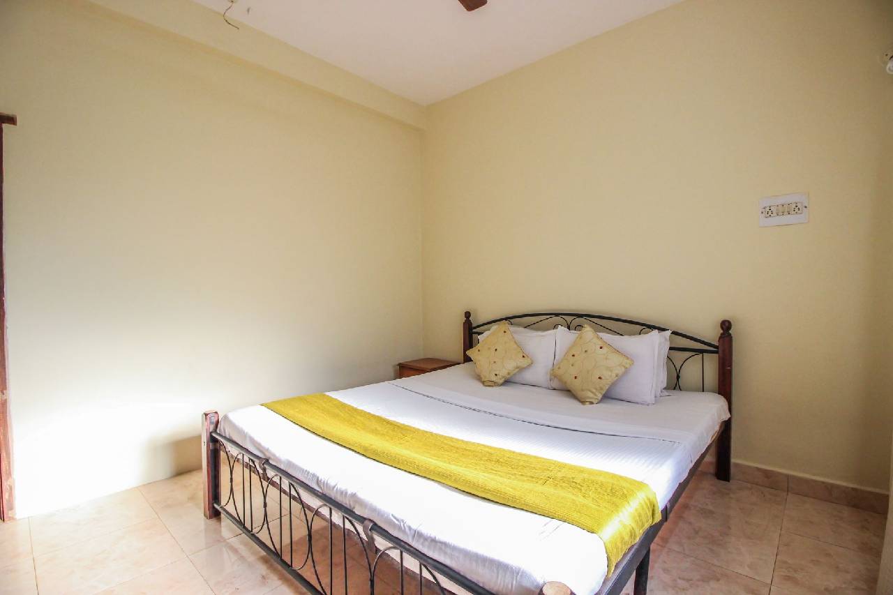 Oyo Home 10203 Bright 2bhk Anjuna Beach 