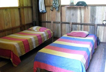 () Guestroom  () Guestroom