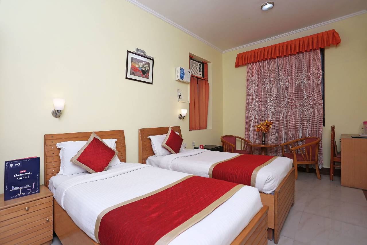Oyo 10150 Sun Hotel 