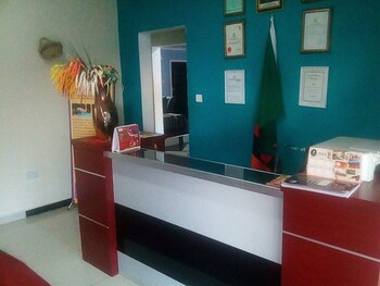 Royal Olympia Lodges And Safaris Reception