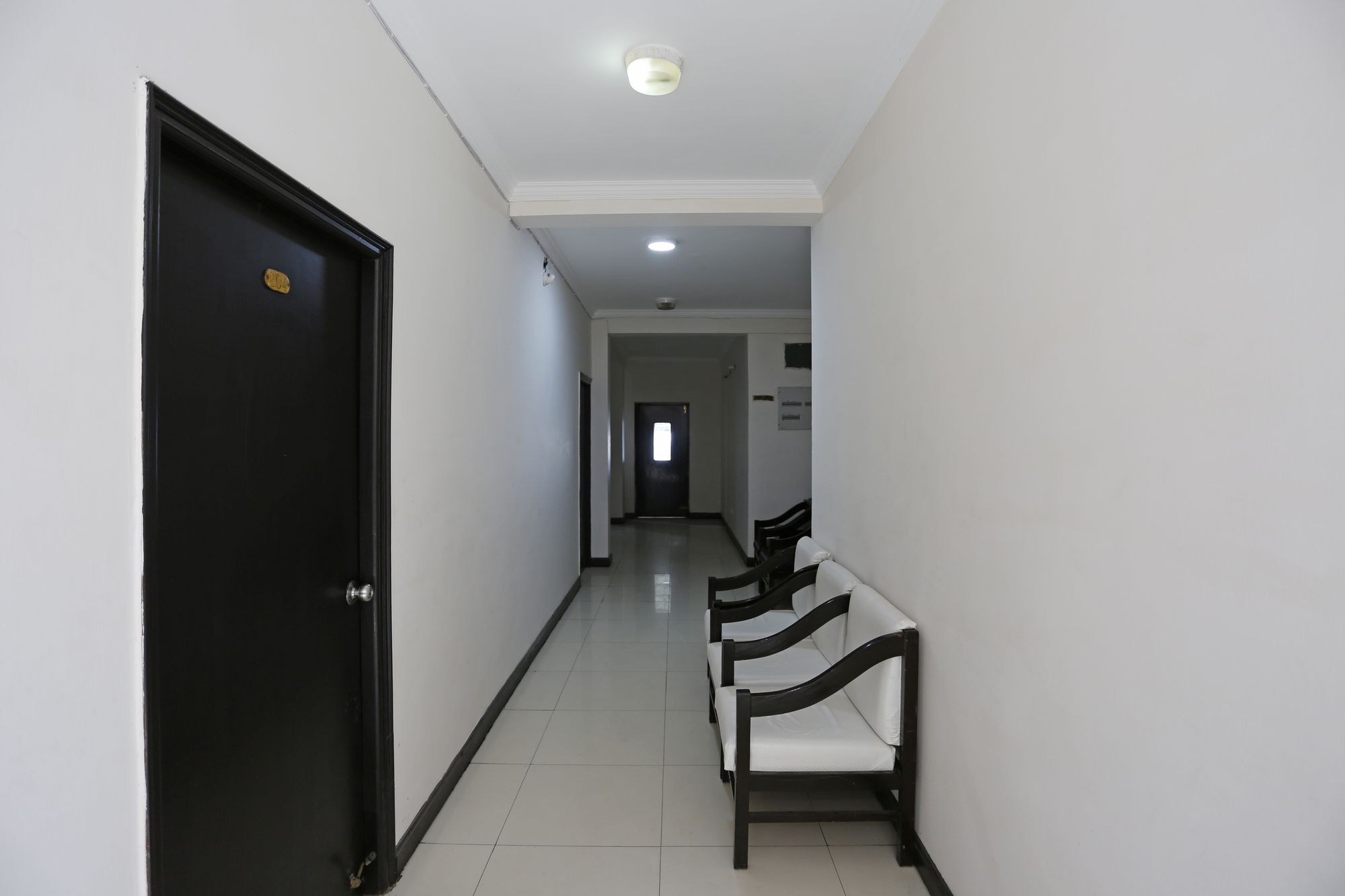 Oyo Rooms 086 Near Picture Palace 