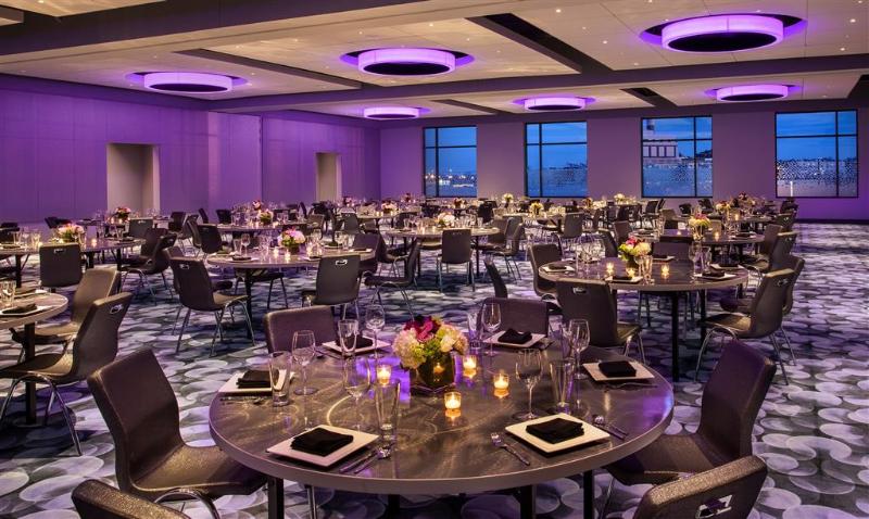 Aloft Boston Seaport District Conferences