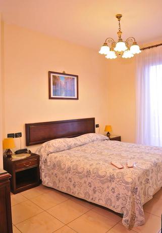 Hotel Cortina Room