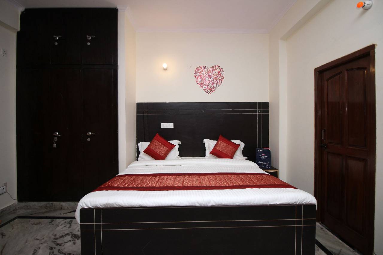 Oyo 9192 Hotel Raghav Residency 