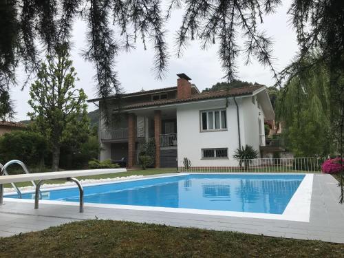 Villa D And P 