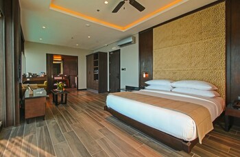 Two Seasons Coron Bayside Hotel (توو سیزنس كورون بیسید هتل) Guestroom