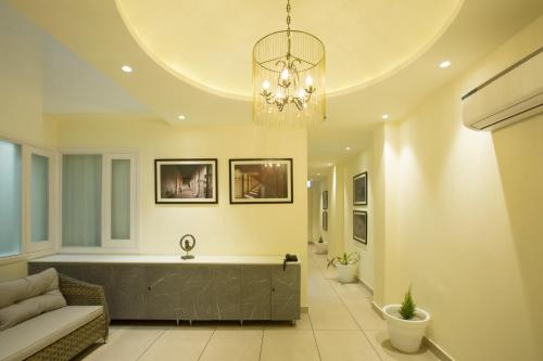 Mohan Tulip Hotel 