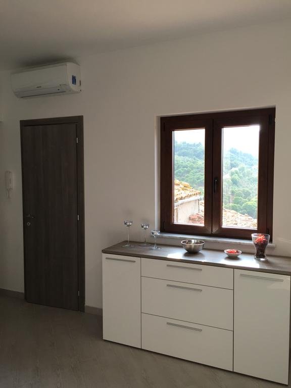 Ypsigro Holiday Home 