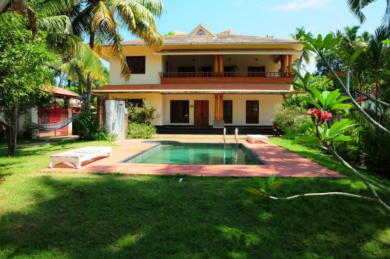 Cosy Beach Villa 