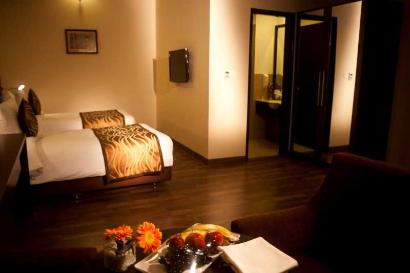 Vibe By The Lalit Traveller Room