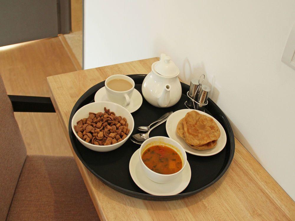 Oyo 7885 Hotel Myraa 