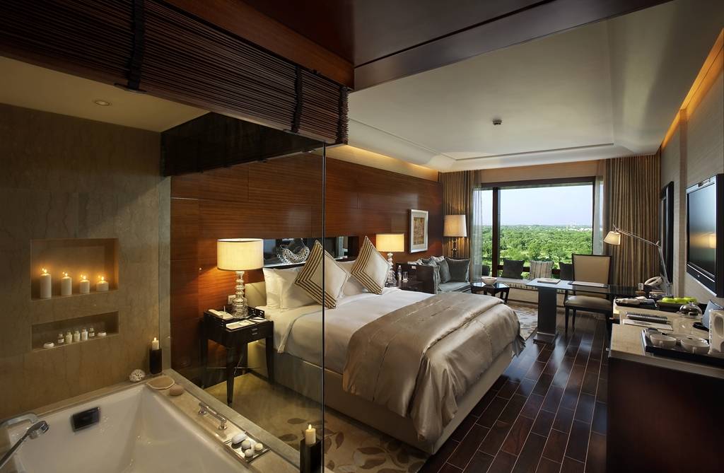 The Leela Ambience Gurgaon Hotel & Residences Room