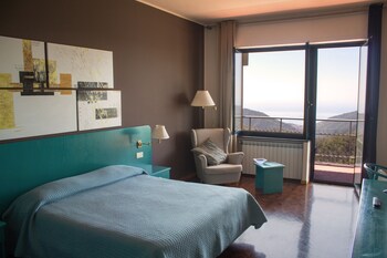Centro Arnaldi Guestroom