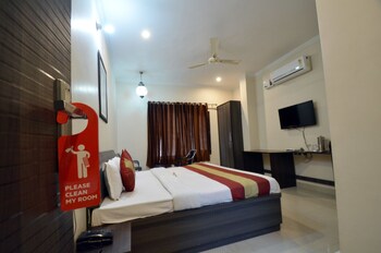 Oyo Rooms 102 Amritsar Railway Station Guestroom