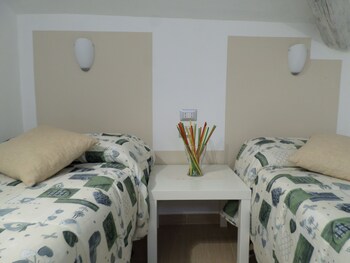 La Perla Di Nicolosi Guestroom