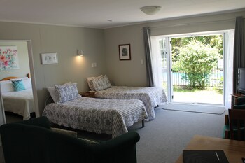 Ash Grove Boutique Motel Guestroom View