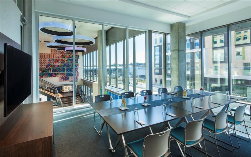 Aloft Boston Seaport District Conferences