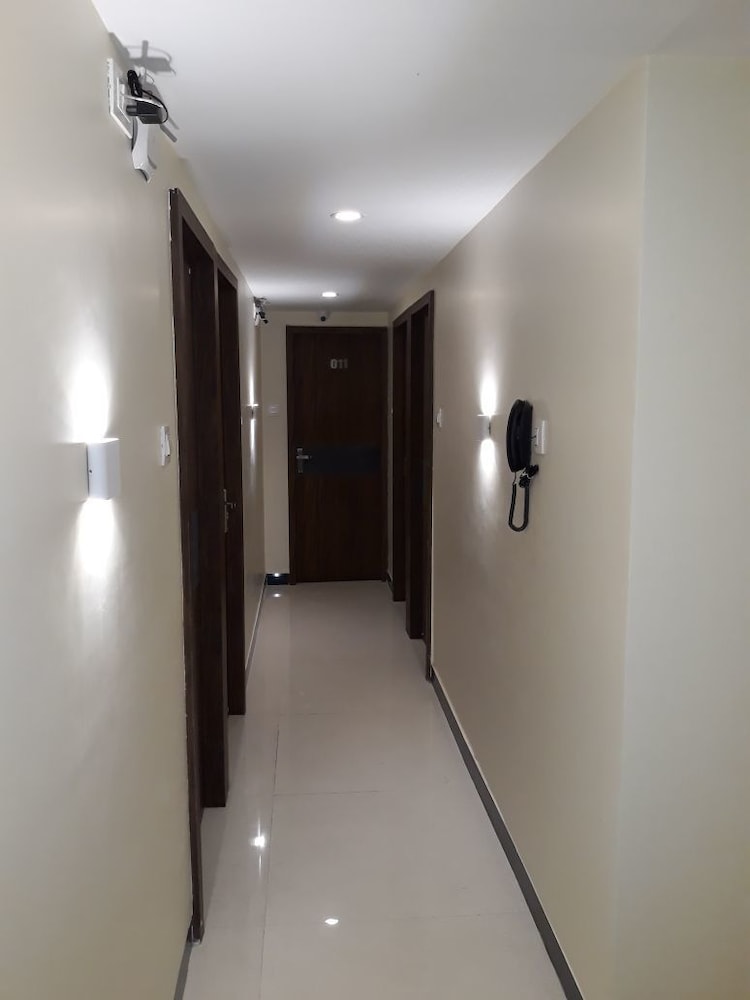 Garden Creek Residency Hotel Interior