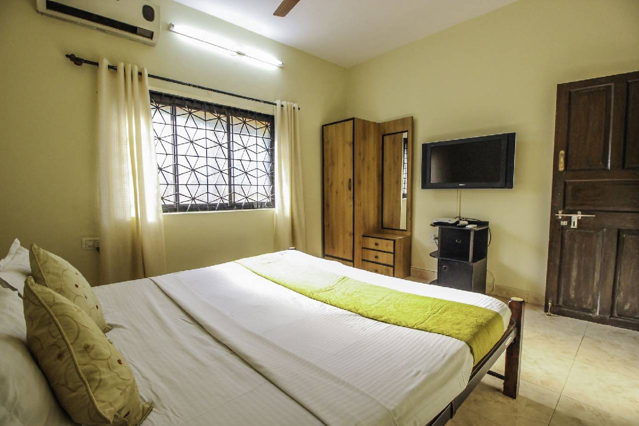 Oyo Home 10203 Bright 2bhk Anjuna Beach 
